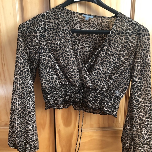 Cheetah print crop top - Picture 2 of 4